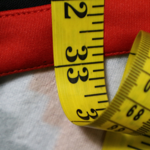 GUESS Striped Open back Sheath Dress Like New Sz Small 4-6 Wmn - Picture 8 of 8